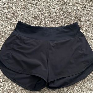 Lululemon black speed up shorts (high-rise)